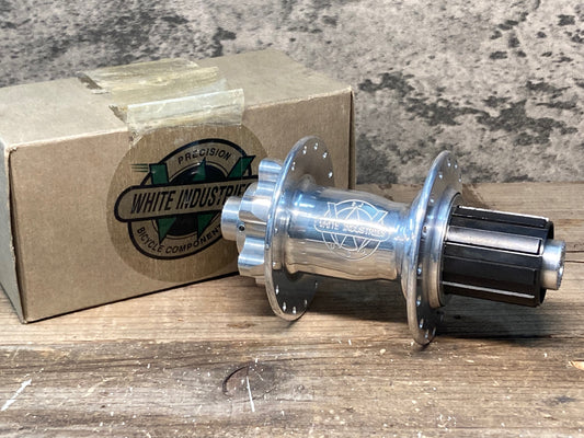 IP570 ホワイトインダストリーズ White Industries リアハブ 6bolt 135mm 10S