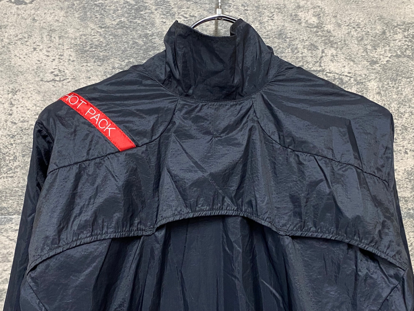 IY492 スポーツフル Sportful 長袖 ウィンドブレーカー 黒 Lサイズ