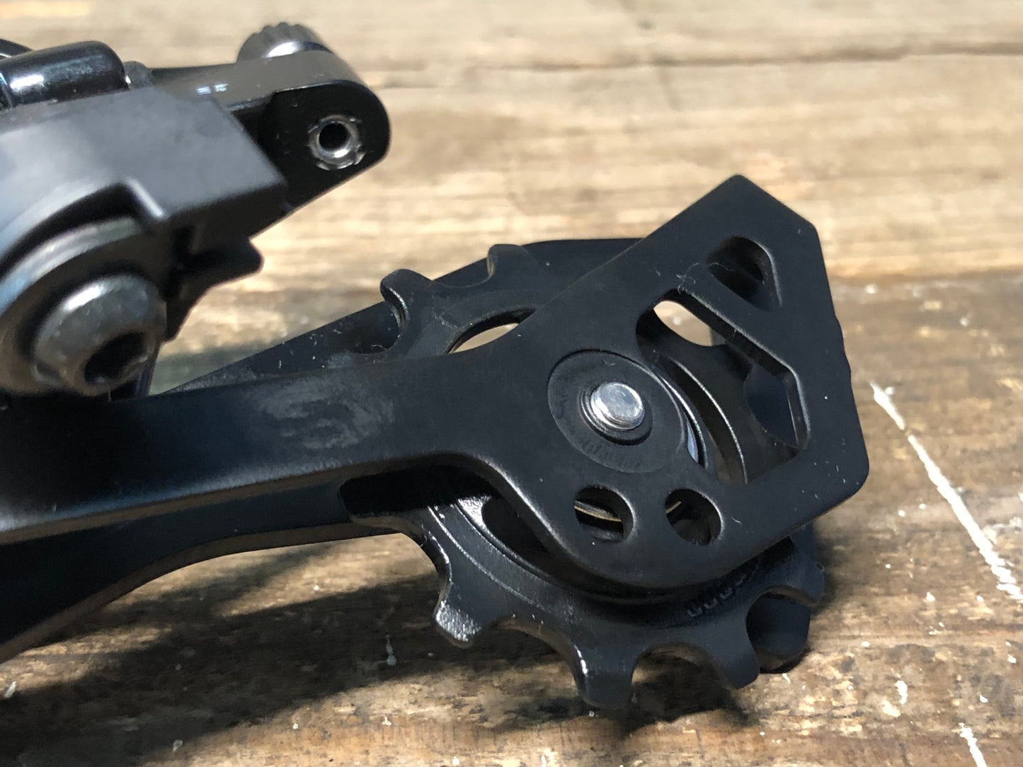 IY084 シマノ SHIMANO 105 RD-R7100 リアディレイラー 12S