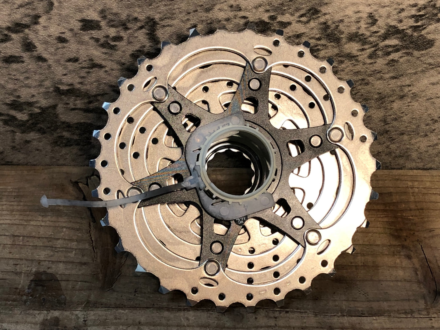 IA996 シマノ SHIMANO 105 CS-R7000 スプロケット 11-30T 11S