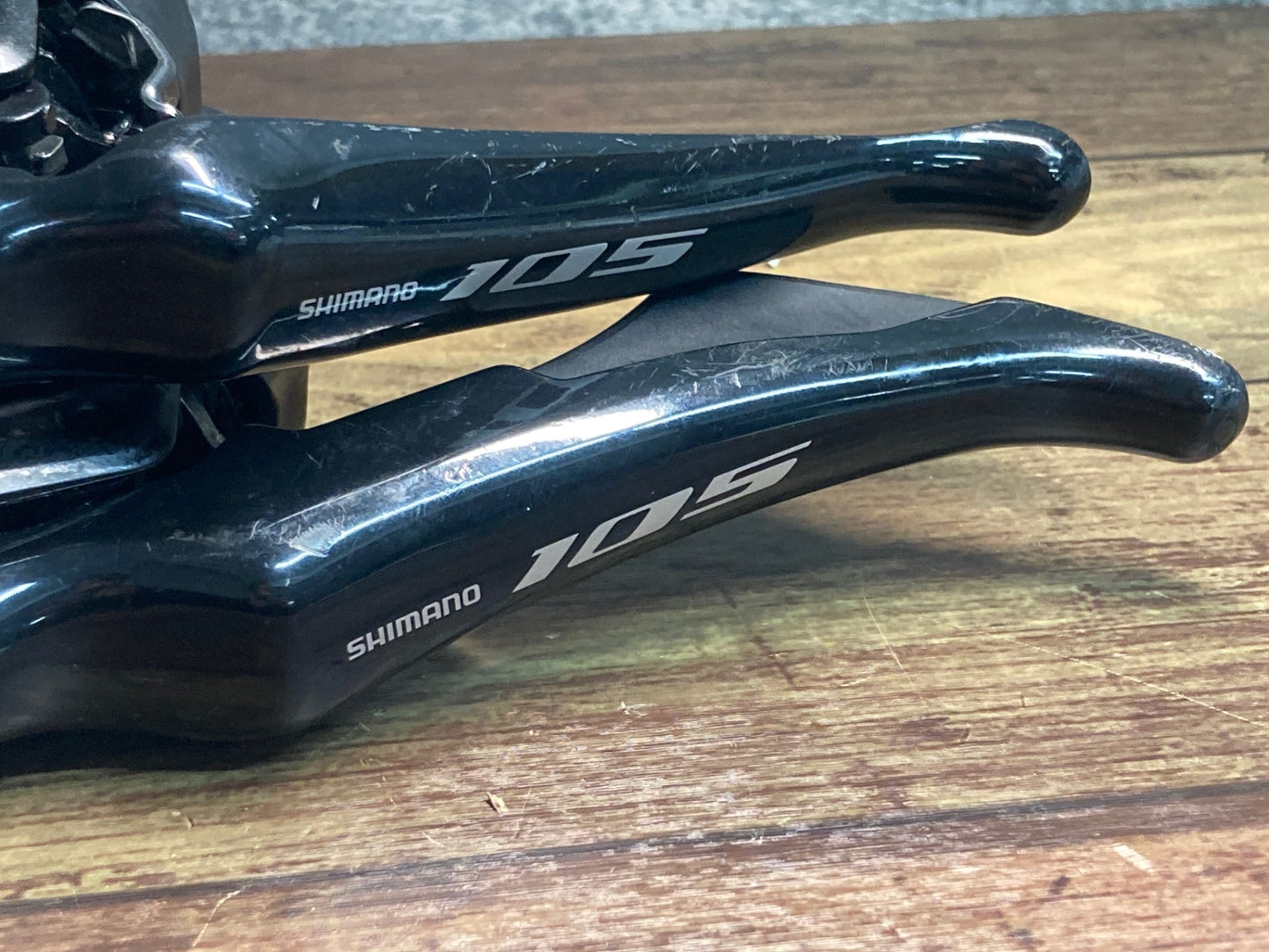 IS788 シマノ SHIMANO 105 ST-R7020 STIレバー 2x11s 油圧