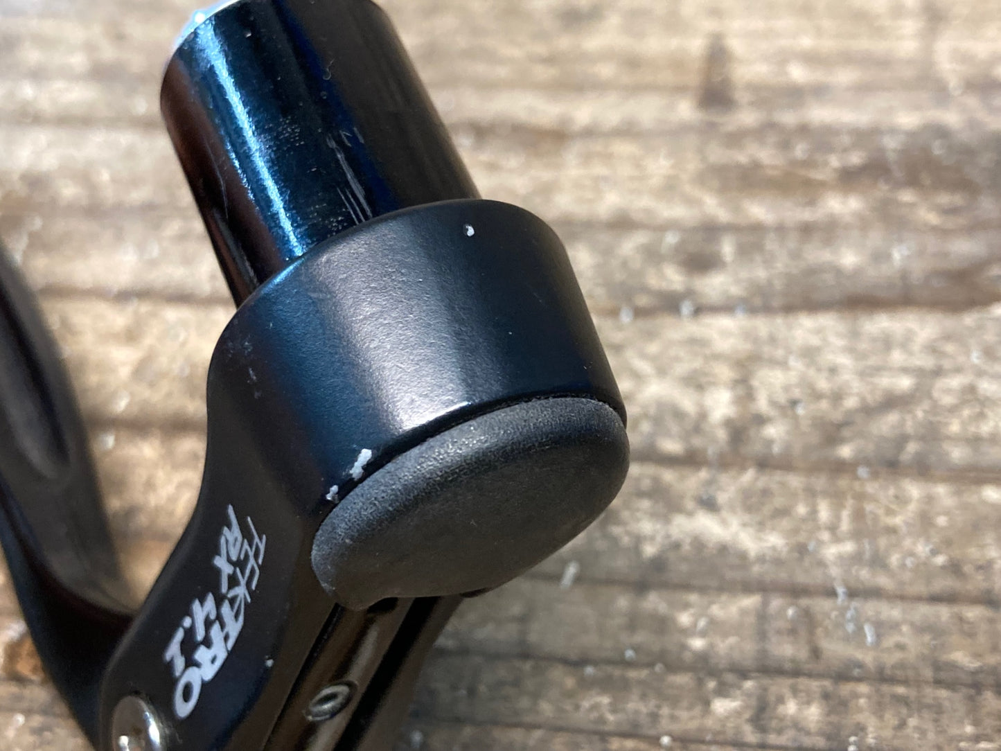 IS452 テクトロ TEKTRO RX4.1 エアロブレーキレバー バーエンドブレーキレバー 黒 差し込みΦ19.6~20.6