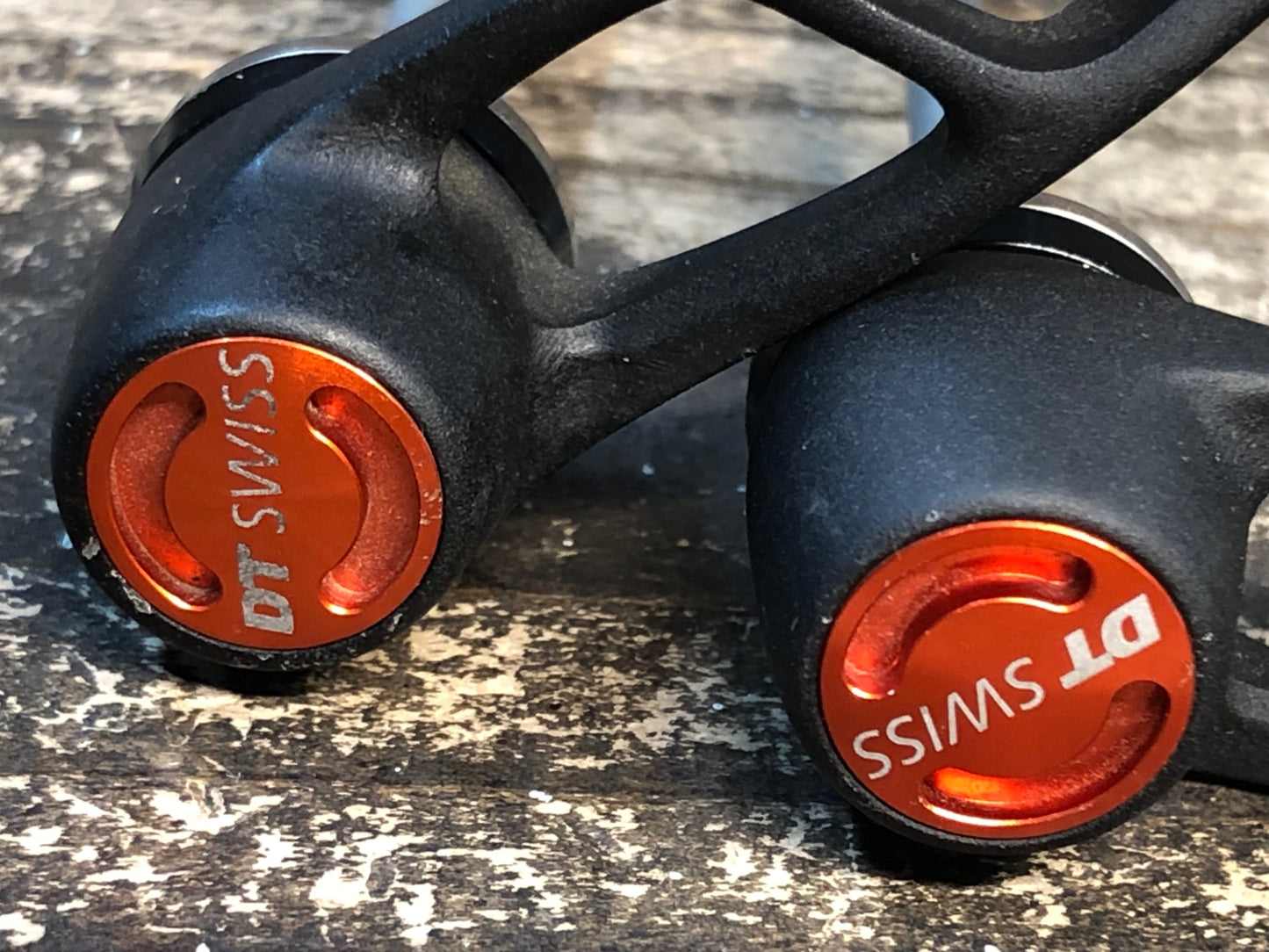 JA584 DT SWISS クイックスキュワー 前後セット