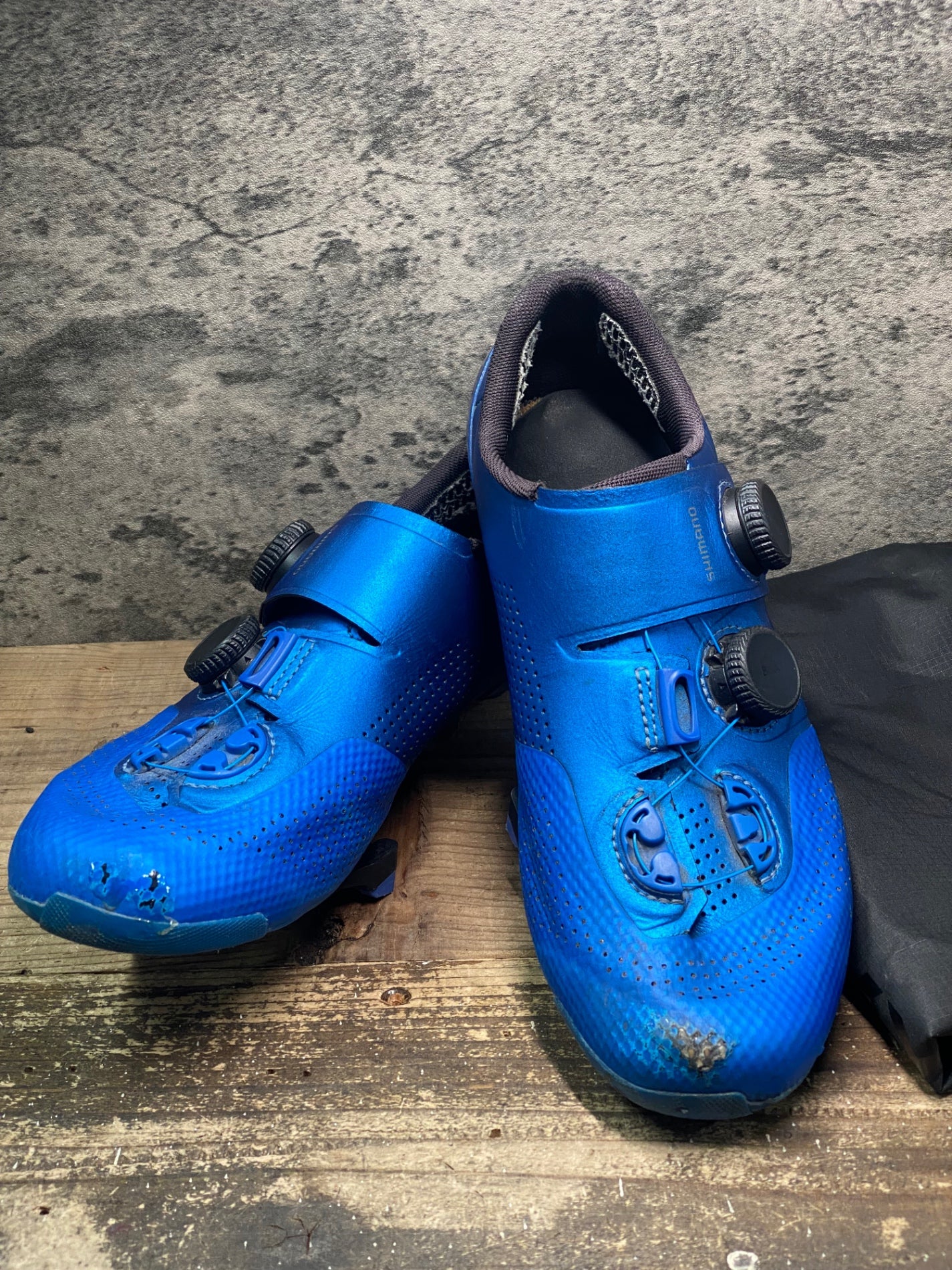 IW227 シマノ SHIMANO S-PHYRE SHRC902M B01 E ビンディングシューズ SPD-SL BOA 青 EU41 ※擦れ傷大