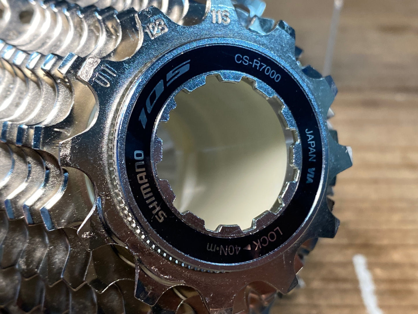 IY095 シマノ SHIMANO 105 CS-R7000 スプロケット 12-25T 11S 未使用品