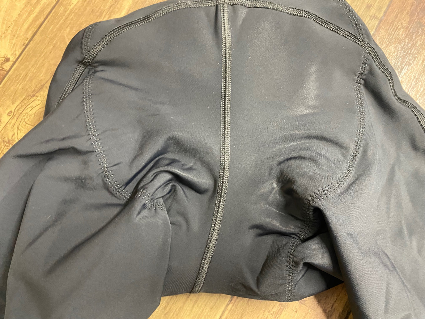 IO243 リオンドカペルミュール Lion de kapelmuur レーサーパンツ 黒 M