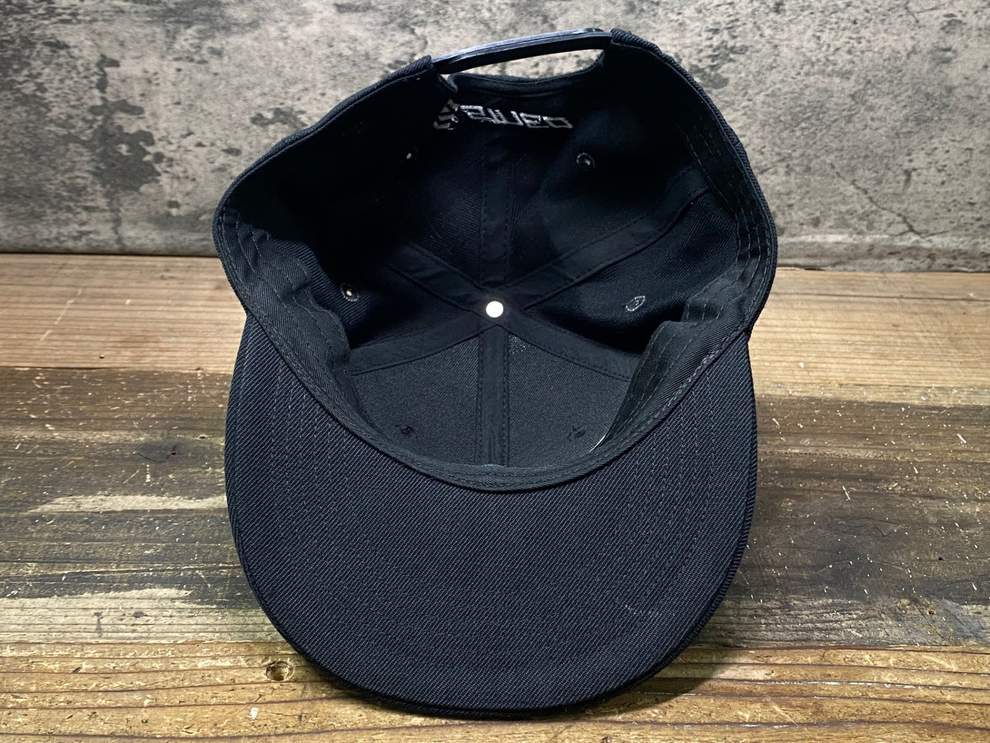 IR082 エスワンネオ S1NEO キャップ 黒