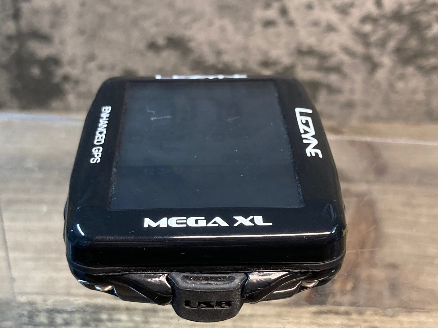 IJ372 レザイン LEZYNE メガ MEGA XL GPS サイクルコンピューター 本体のみ、マウント