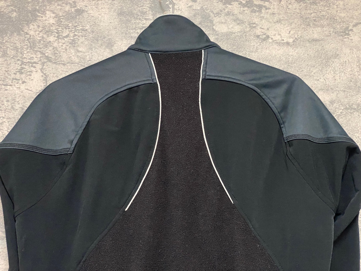 IY218 ゴールドウィン GOLDWIN 長袖 サイクルジャケット 黒 M 裏起毛 ※プリント劣化