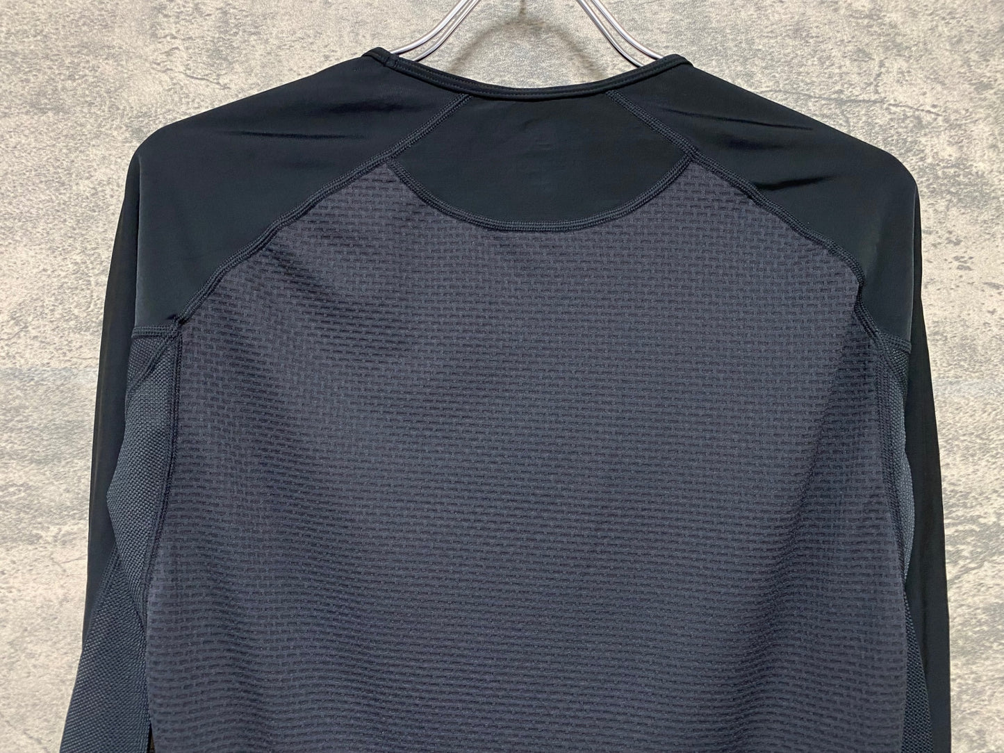 IY755 パールイズミ PEARL iZUMi 長袖 べースレイヤー 黒 XL