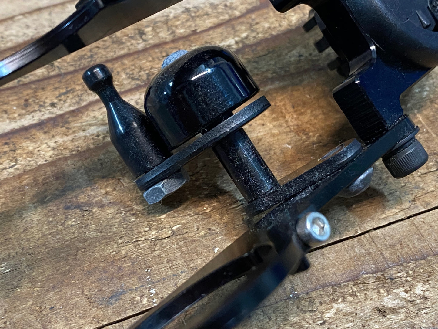 IO605 レックマウント Rec-Mounts Type19 両持 サイコンマウント ベル付属