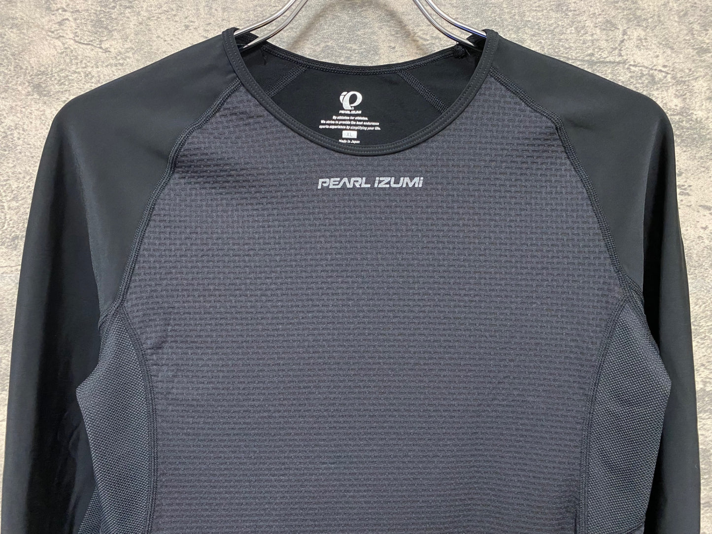 IY755 パールイズミ PEARL iZUMi 長袖 べースレイヤー 黒 XL