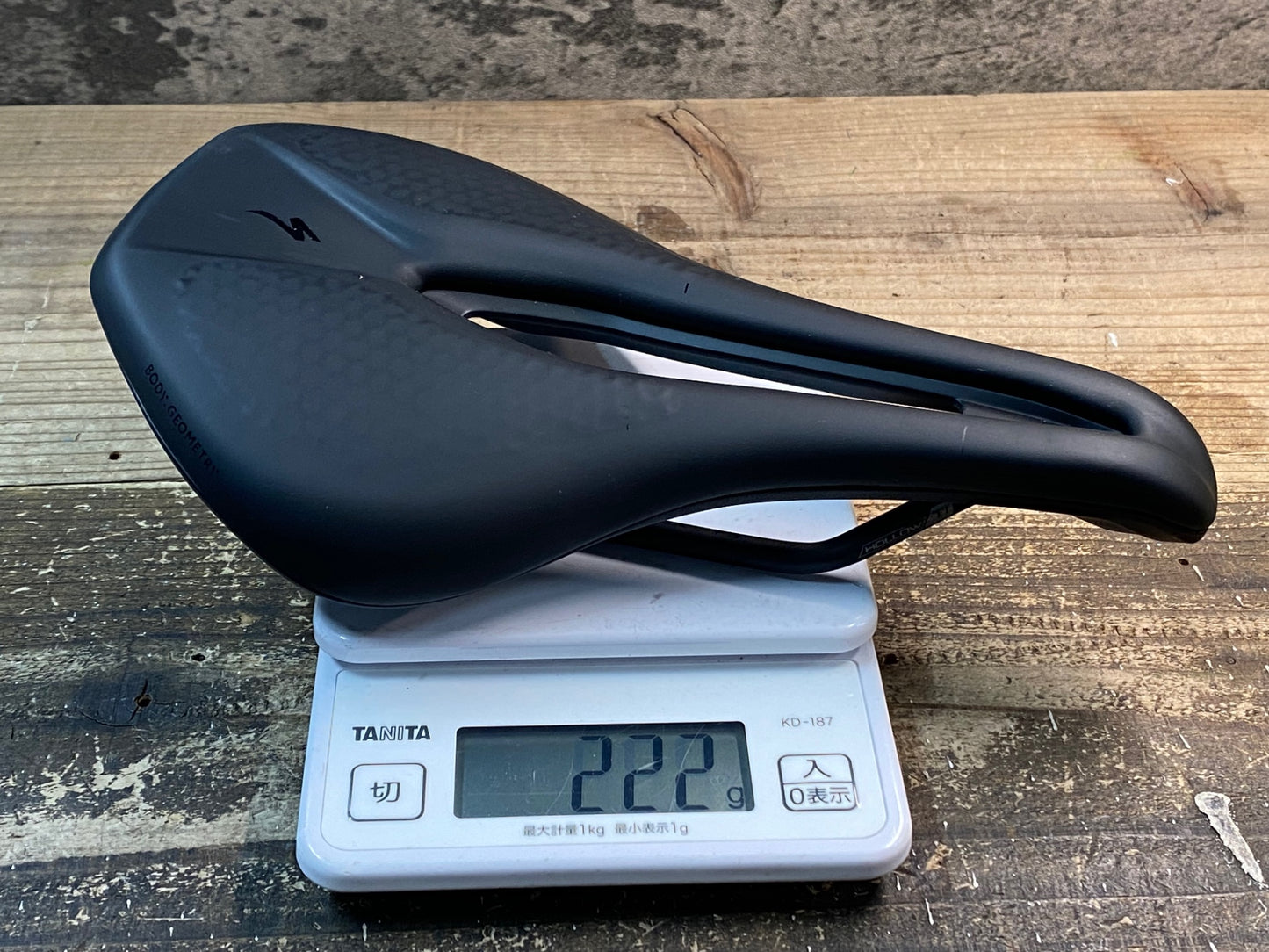 IY565 スペシャライズド SPECIALIZED POWER EXPERT MIRROR サドル 黒 143mm