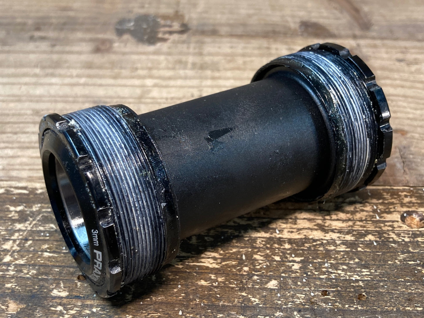 IW385 プラクシス PRAXIS T47 BB ボトムブラケット