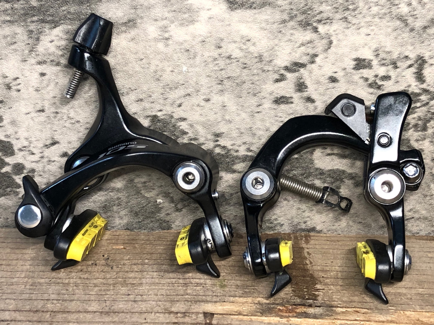 JA729 シマノ SHIMANO 105 BR-5810F RS ダイレクトマウント ブレーキキャリパー 前後セット スイスストップFrashpro