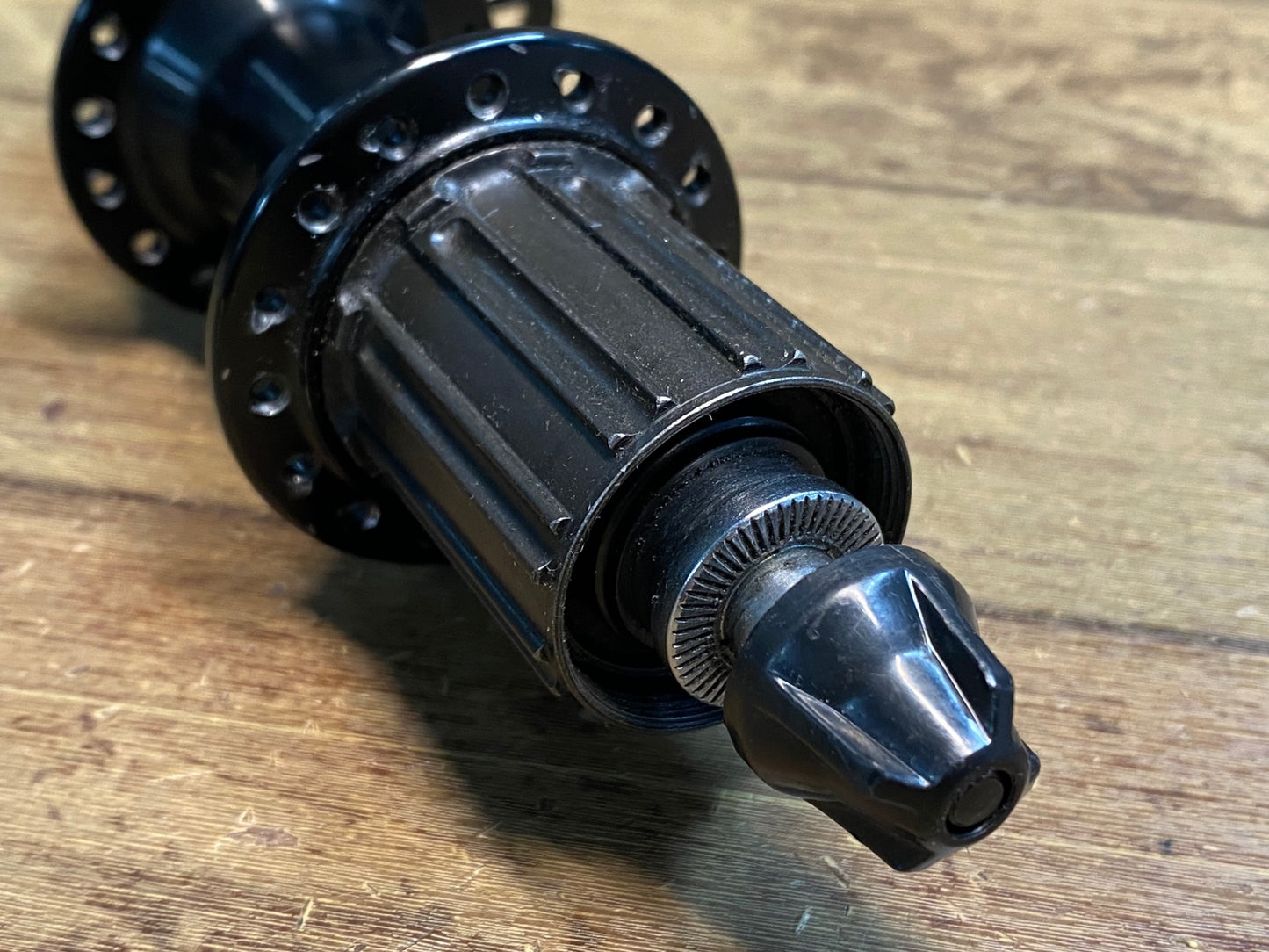 IZ036 シマノ SHIMANO 105 FH-5800 リアハブ 32H