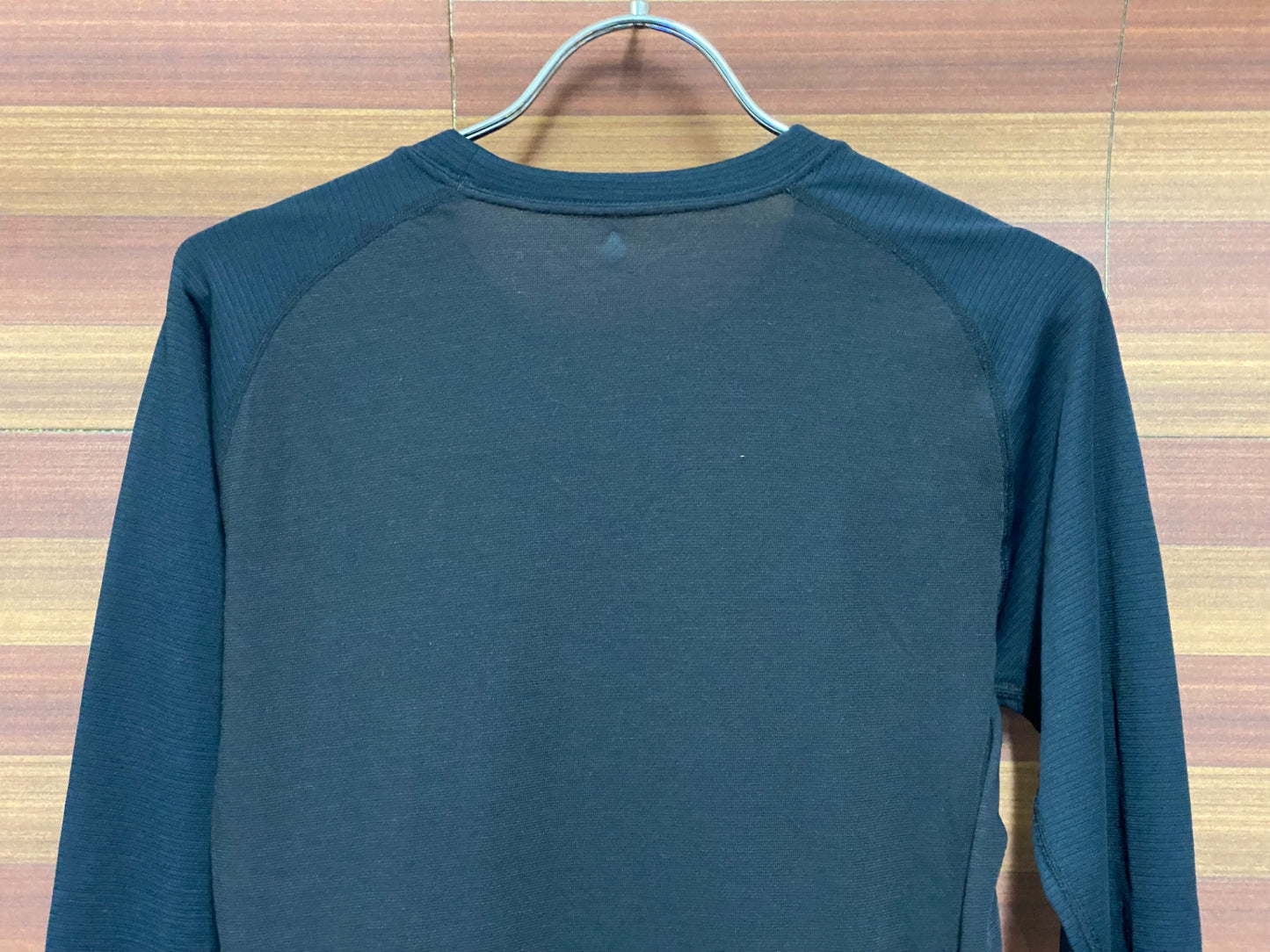 IU215 モンベル mont-bell 長袖 ベースレイヤー 紺 S