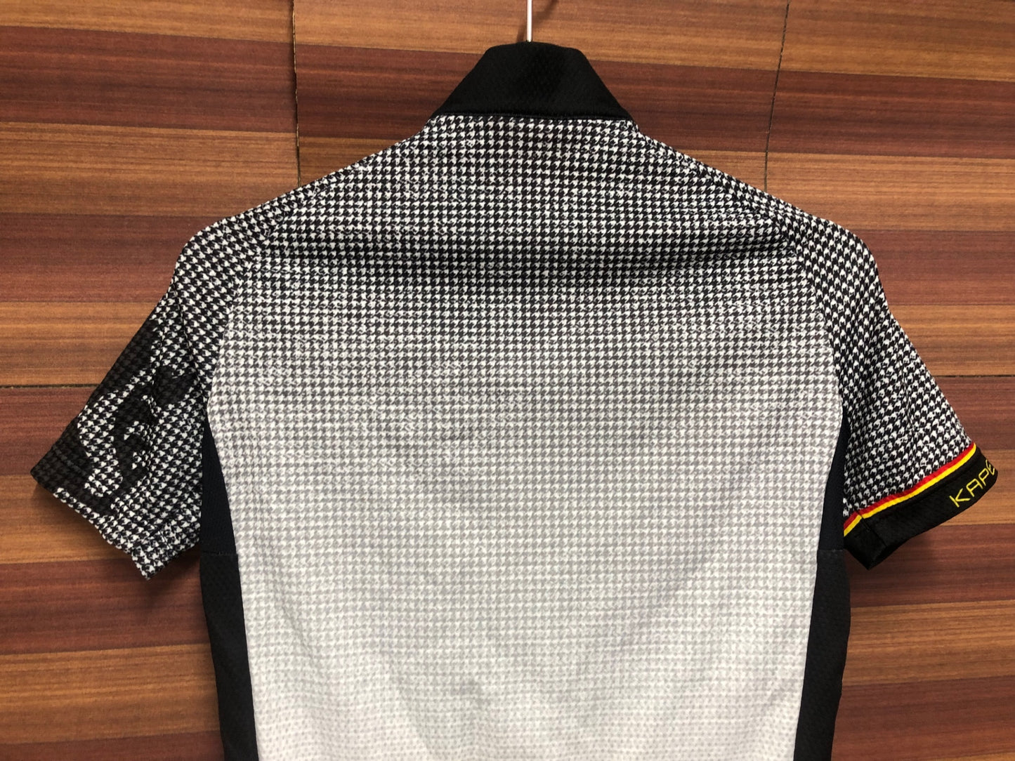 IT819 カペルミュール KAPELMUUR 半袖 サイクルジャージ 黒 白 S