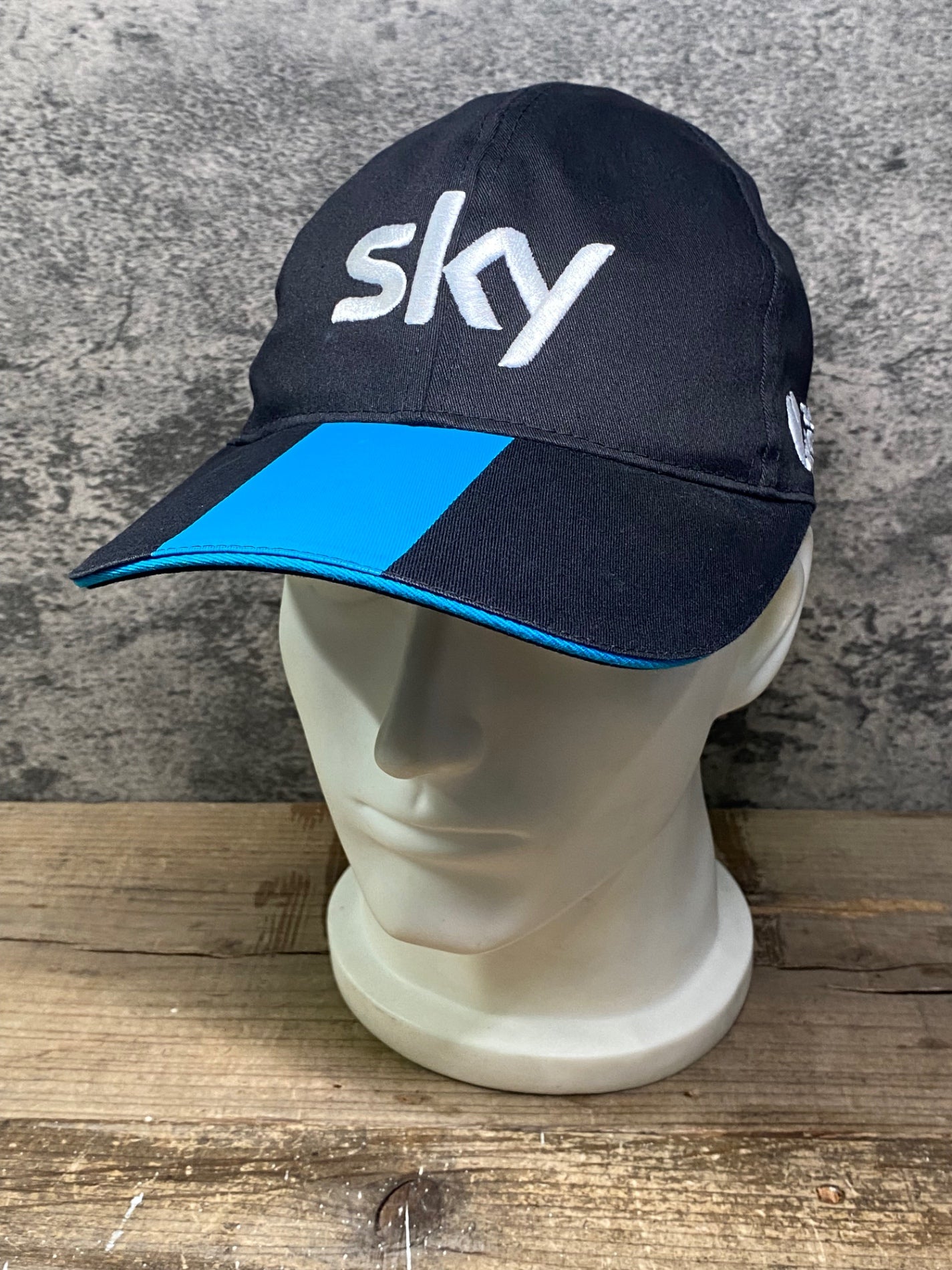 IU456 ラファ Rapha BASEBALL CAP キャップ 黒 水色 フリーサイズ TEAM Sky