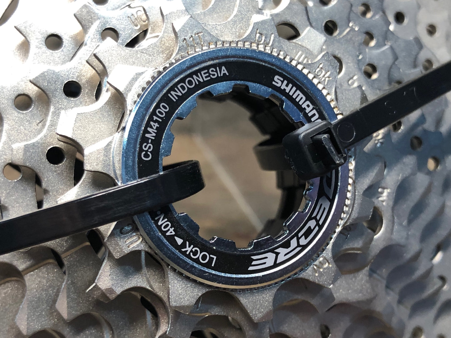 IY958 シマノ SHIMANO デオーレ DEORE CS-M4100 スプロケット 11-46T 10S