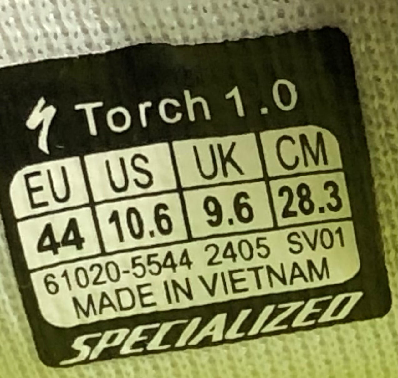 II943 スペシャライズド SPECIALIZED TORCH 1.0 RD ビンディングシューズ 白 EU44 SPD-SL