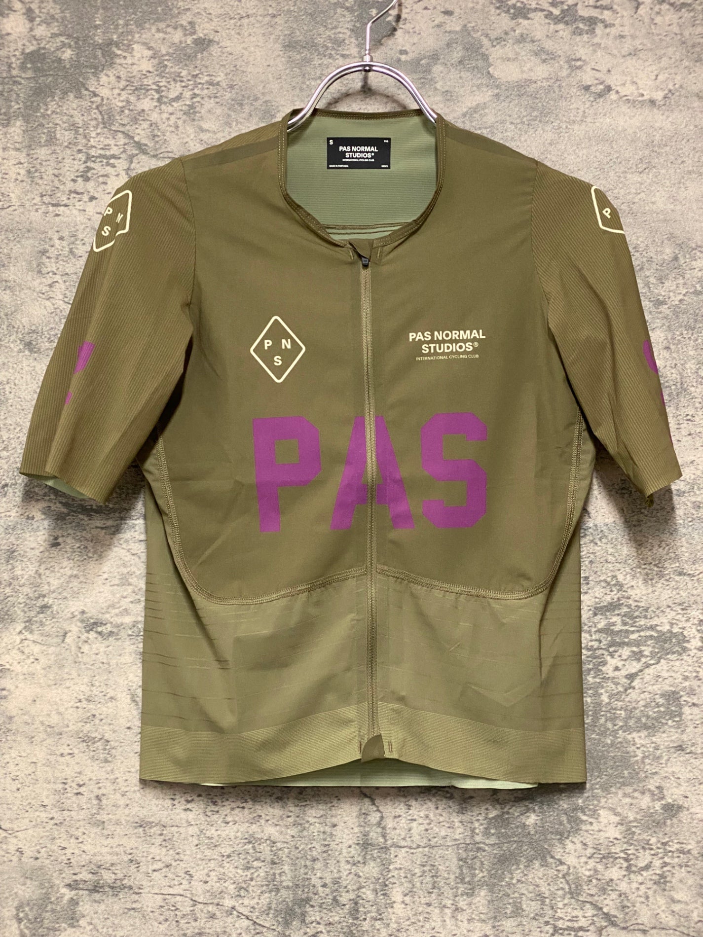 JC435 パスノーマルスタジオ Pas Normal Studios | Men's PAS Mechanism Pro Jersey 半袖 サイクルジャージ ビーチ S