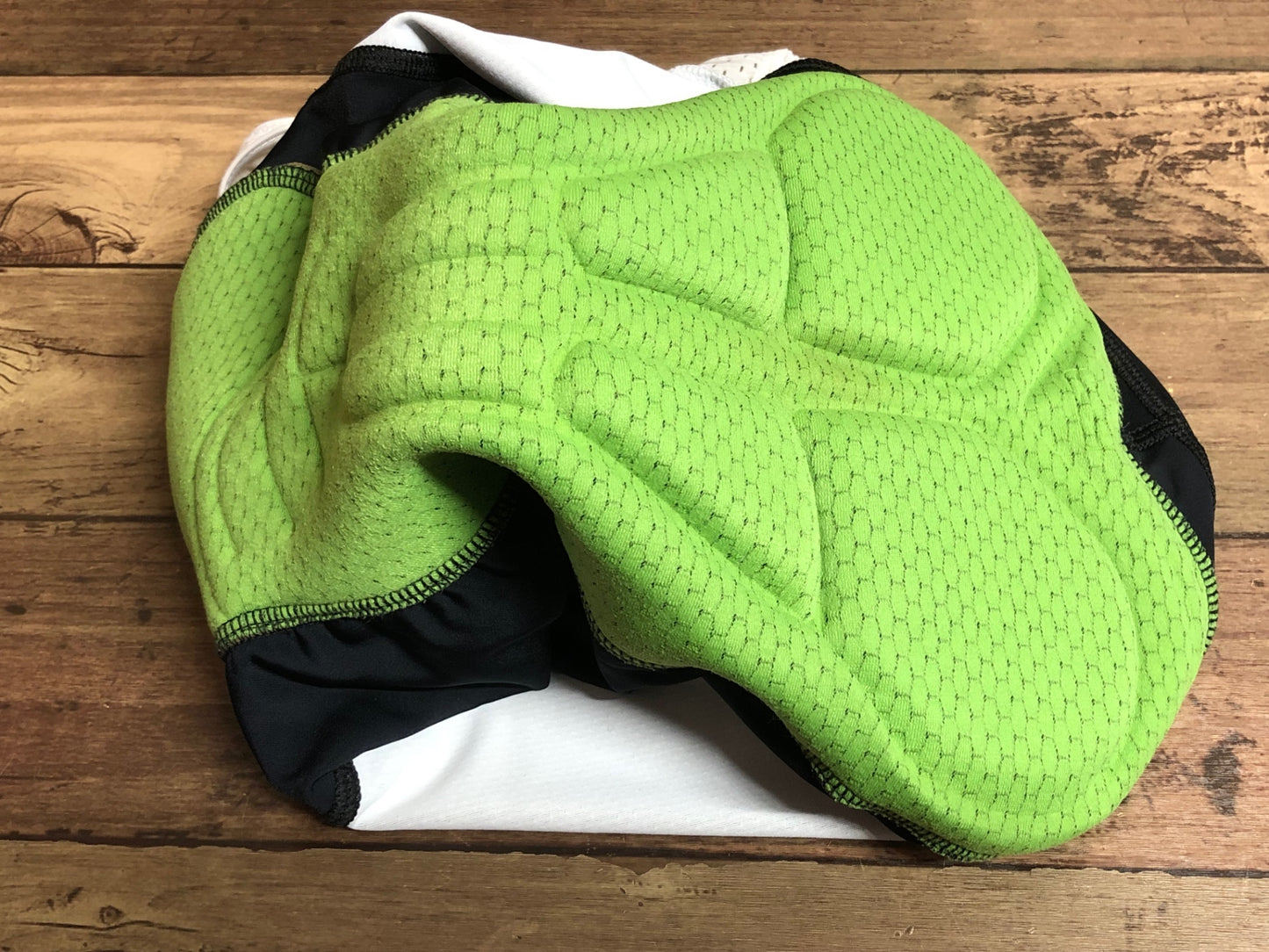 IS110 パンダーニ Pandani ビブショーツ 黒 S