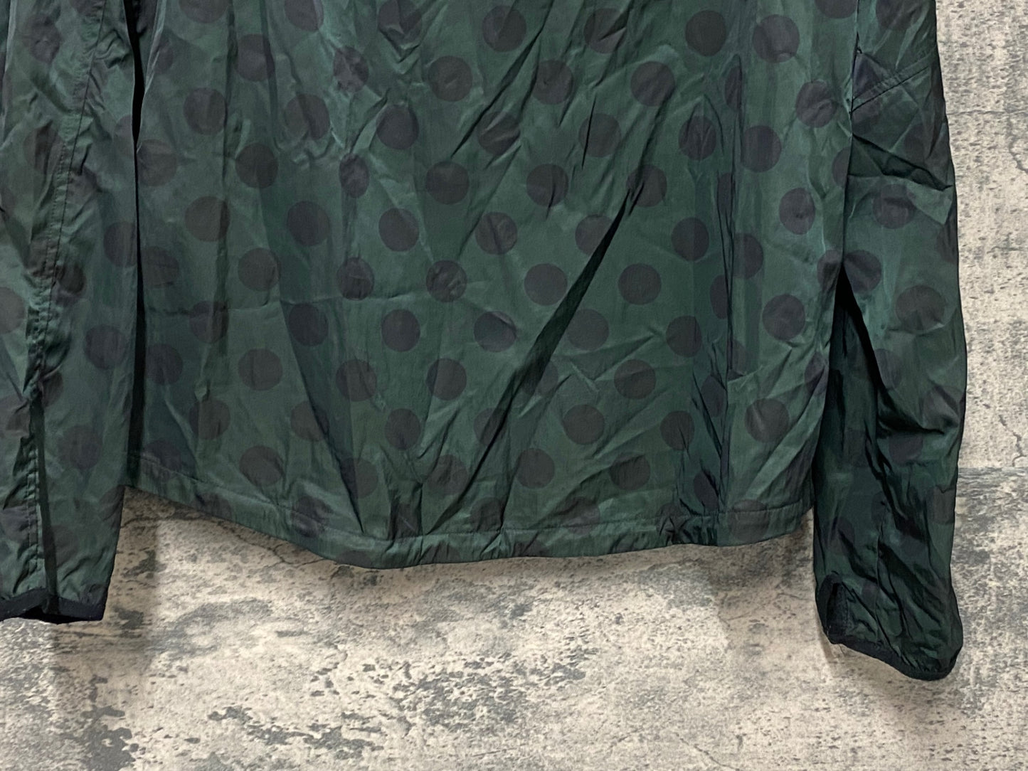 JB770 ナリフリ narifuri 長袖 ウィンドブレーカー 緑 M