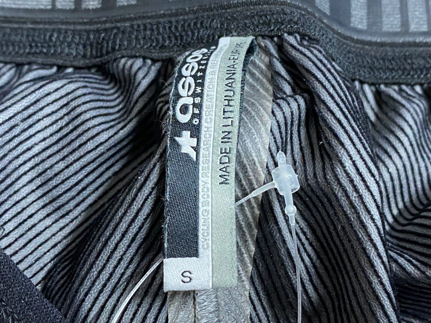 IN939 アソス assos HK.sturmNuss ハーフニッカー 黒 S