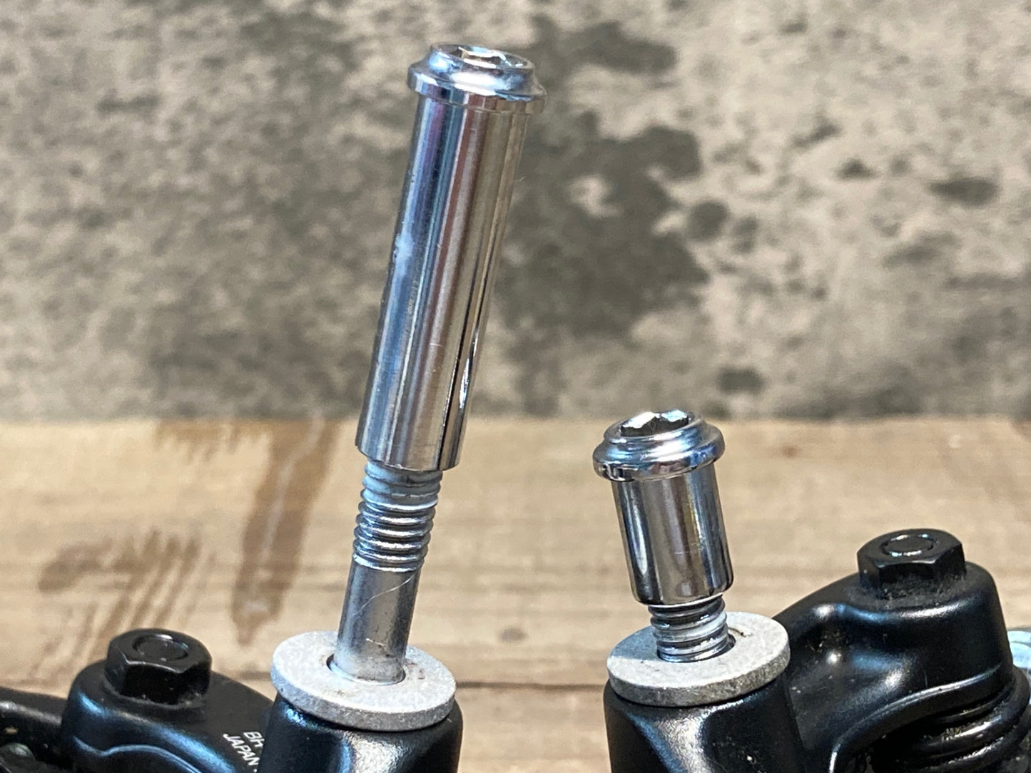 IO627 シマノ SHIMANO アルテグラ ULTEGRA BR-R8100 キャリパーブレーキ 前後セット