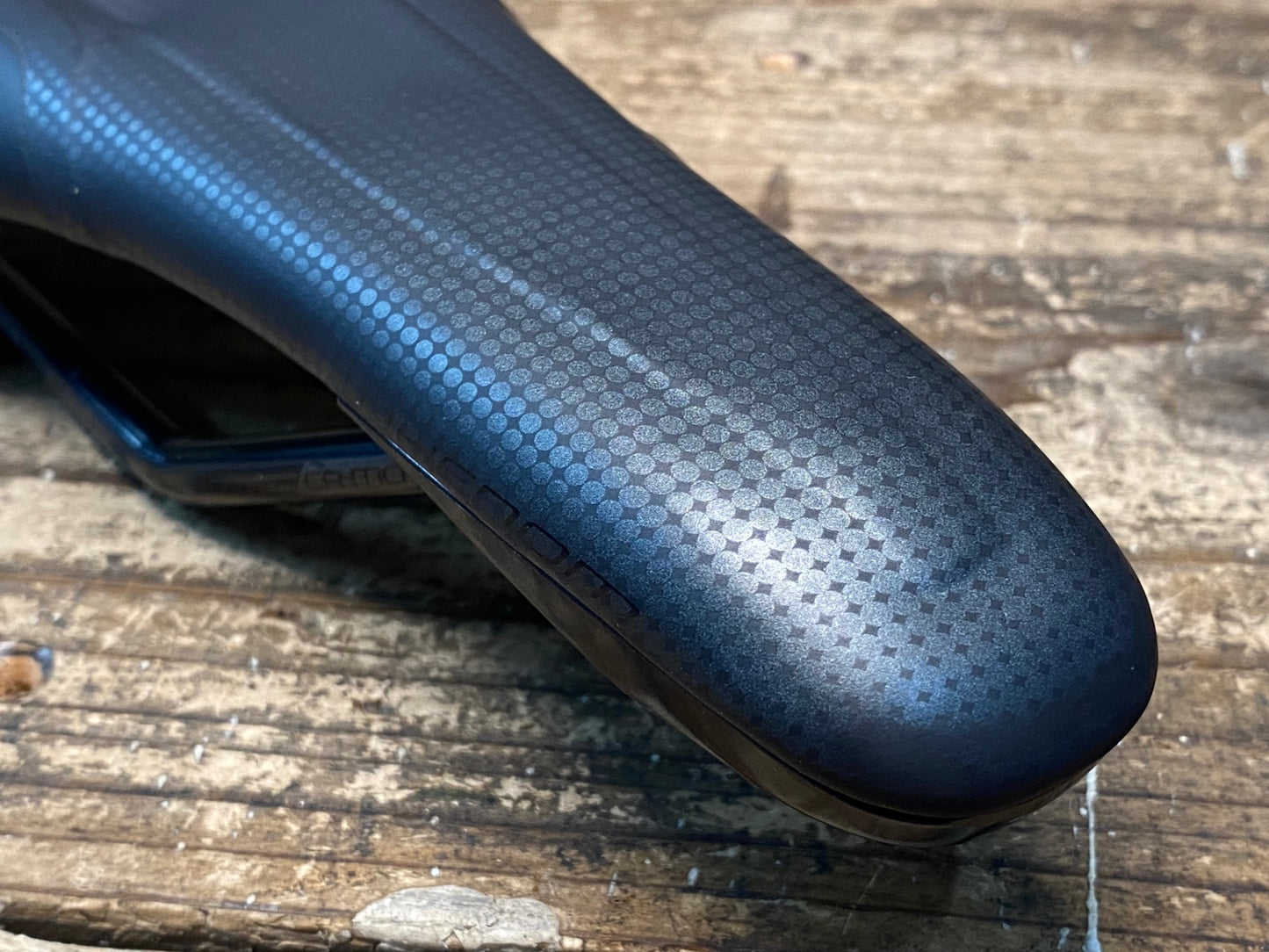 IY245 スペシャライズド SPECIALIZED PHENOM Expert Mimic サドル 黒 155mm