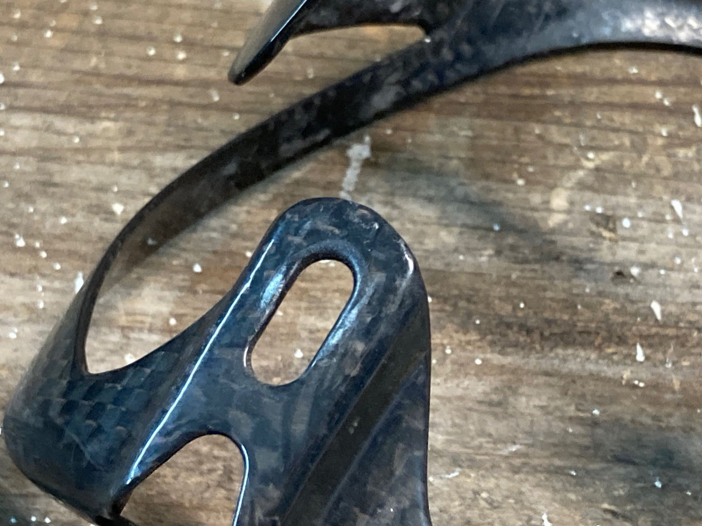 IN678 スペシャライズド SPECIALIZED カーボンボトルケージ 1個