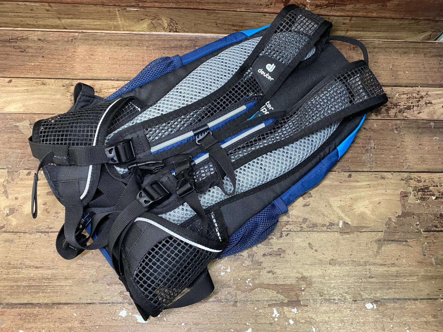 IM710 ドイター deuter RACE X バックパック リュックサック 青