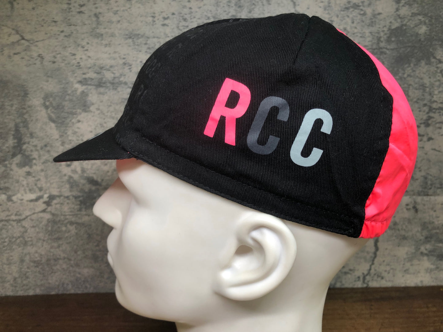 IT283 ラファ Rapha サイクルキャップ 黒 ピンク フリーサイズ RCC