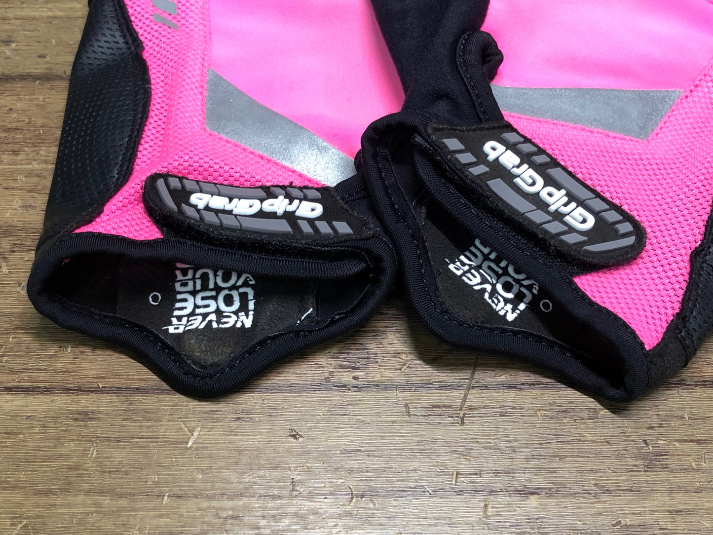 JB352 グリップグラブ GripGrab 指切り グローブ ピンク 黒 M