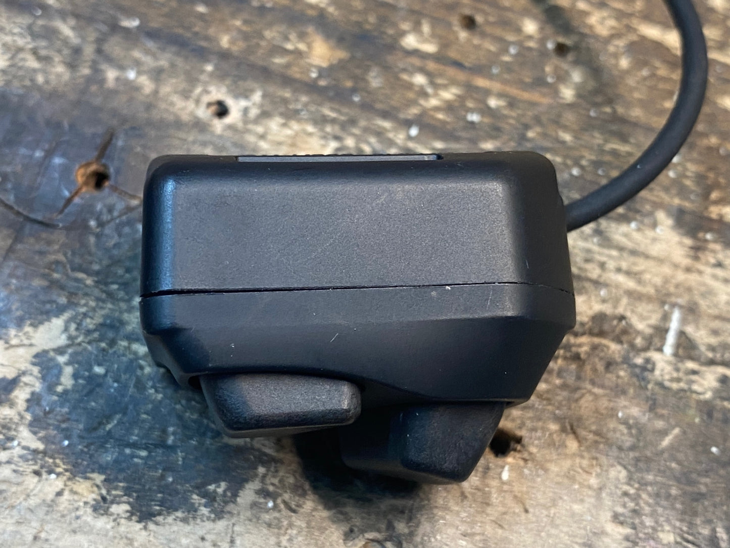 IW673 シマノ SHIMANO SW-R600 Di2 シフトスイッチ