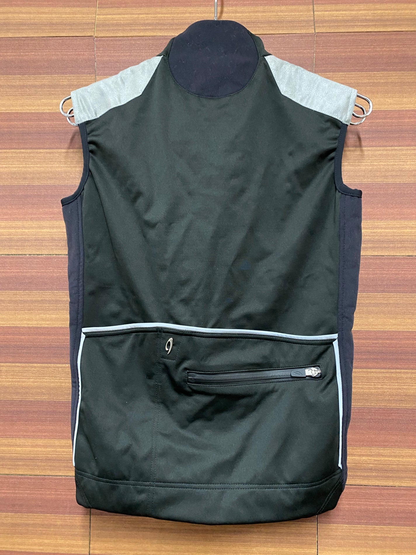 IL323 イザドア Isadore ジレ サイクルベスト 黒 グレー XXS 裏起毛