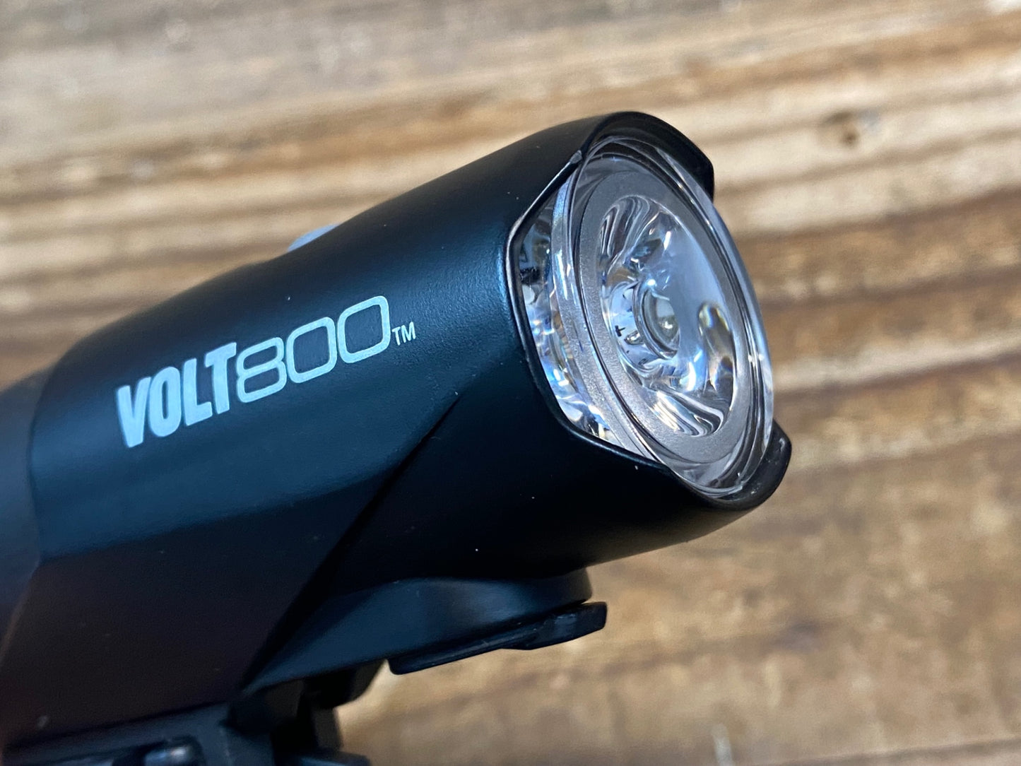 IO317 キャットアイ CATEYE VOLT800 フロントライト ※動作確認済み