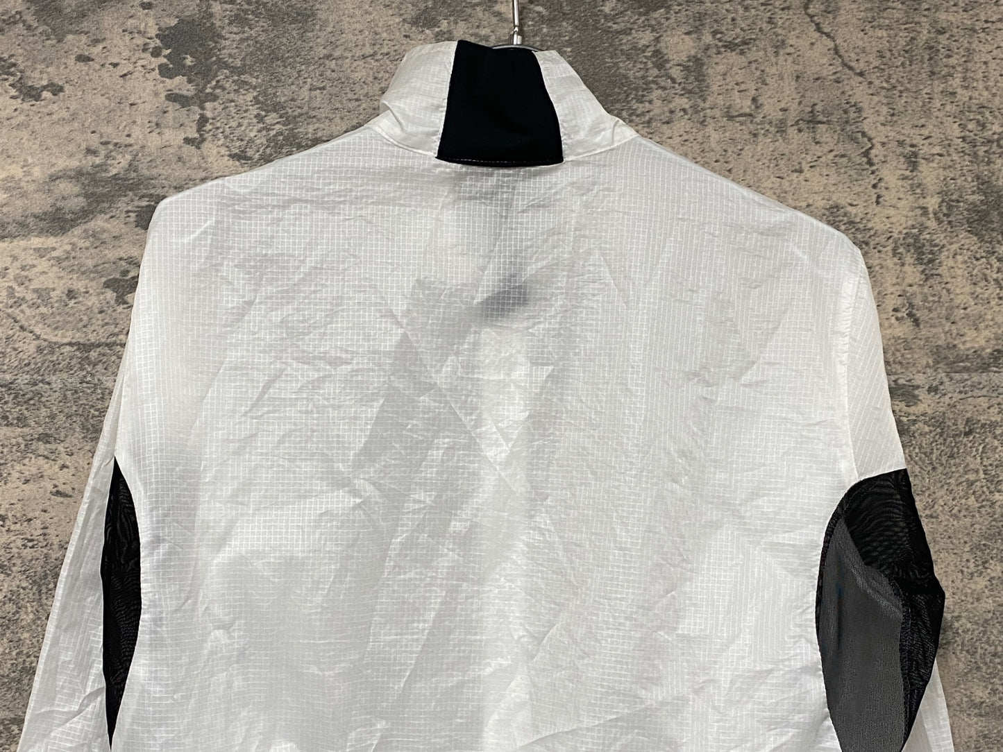 IW235 パールイズミ PEARL iZUMi 長袖 ウインドブレイカー 白 L