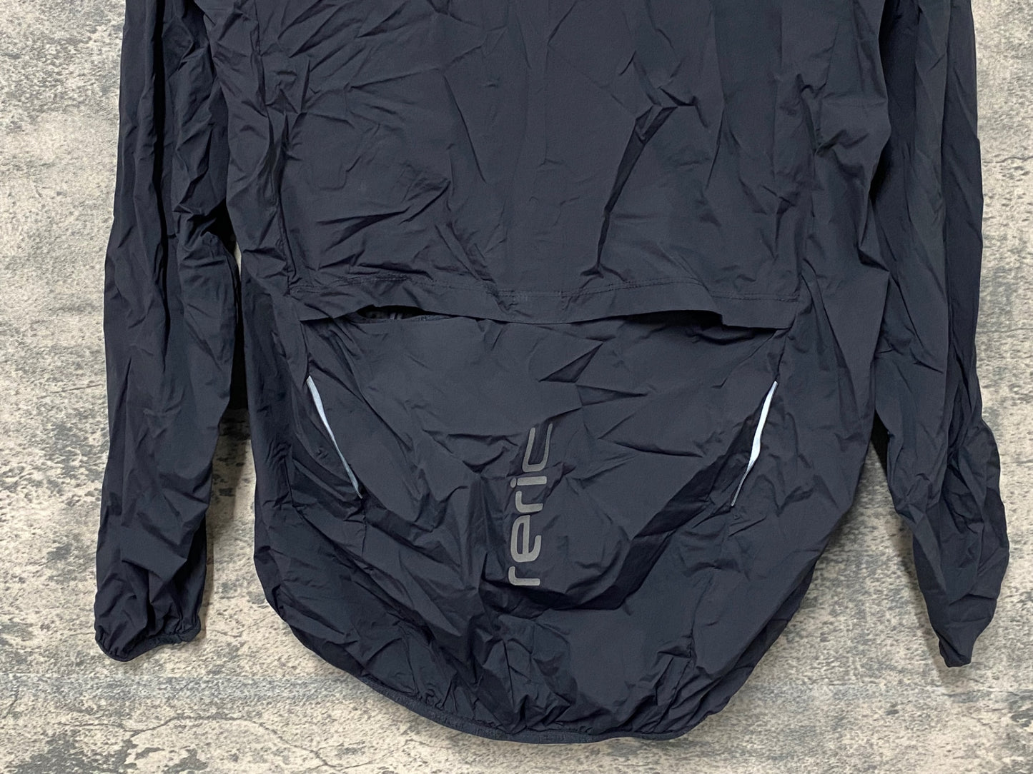 IW247 レリック reric 長袖 ウインドブレイカー 黒 L