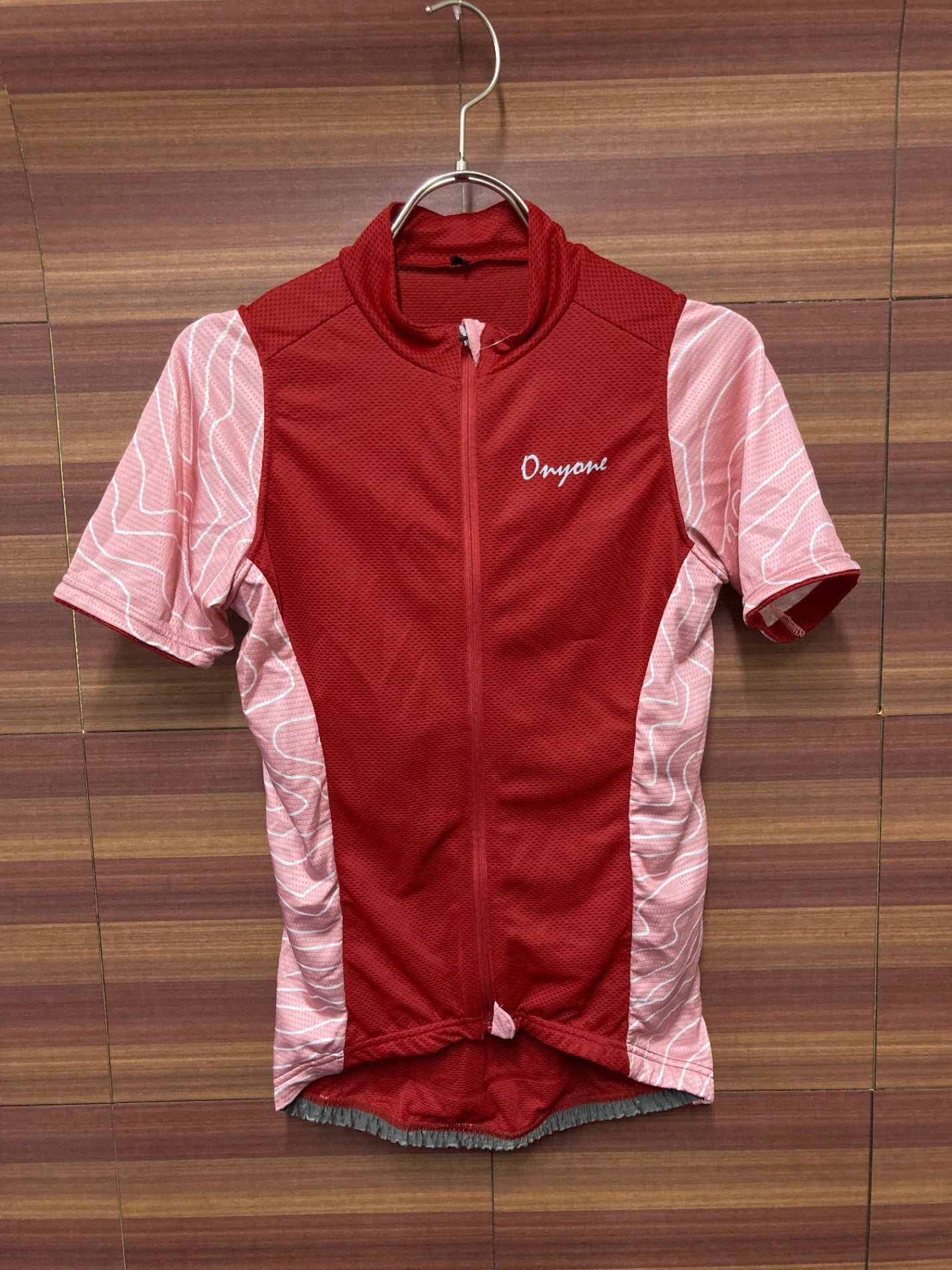 IU813 オンヨネ ON-YO-NE 半袖 サイクルジャージ 赤 ピンク レディース M