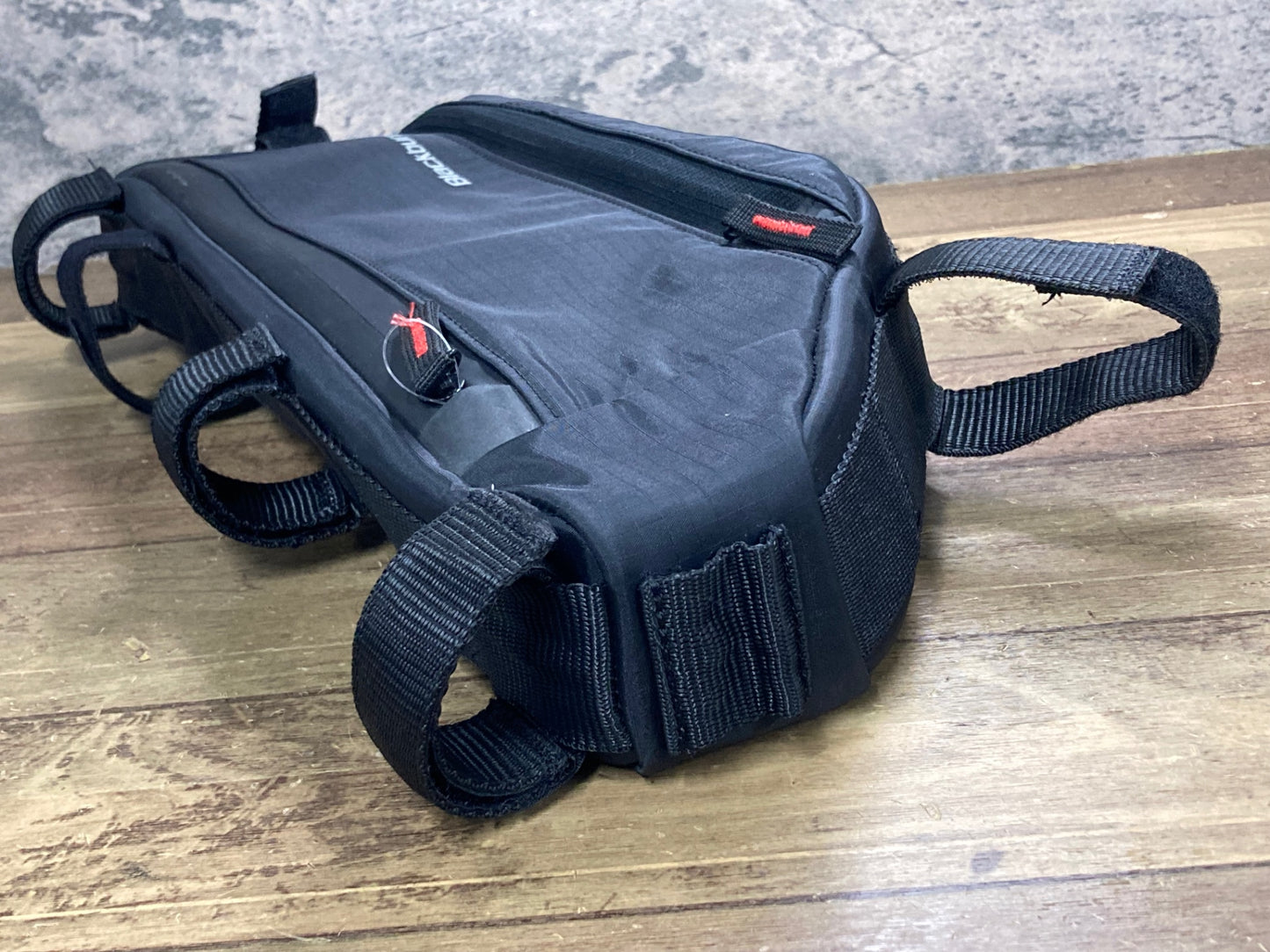 IZ603 ブラックバーン Blackburn フレームバッグ 黒