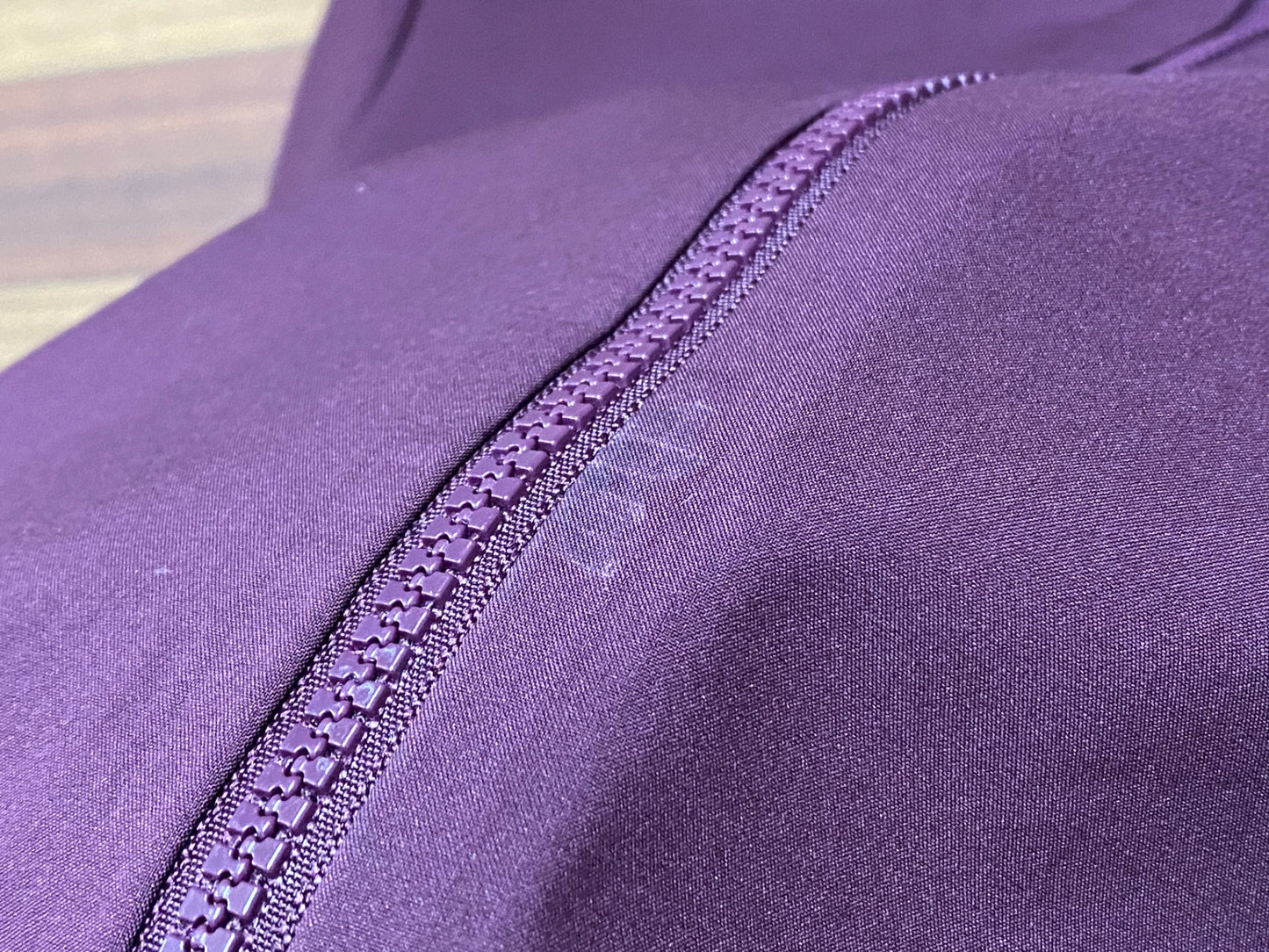 IN535 ラファ Rapha PRO TEAM TRAINING JACKET 長袖 サイクルジャケット バーガンディ M 裏起毛