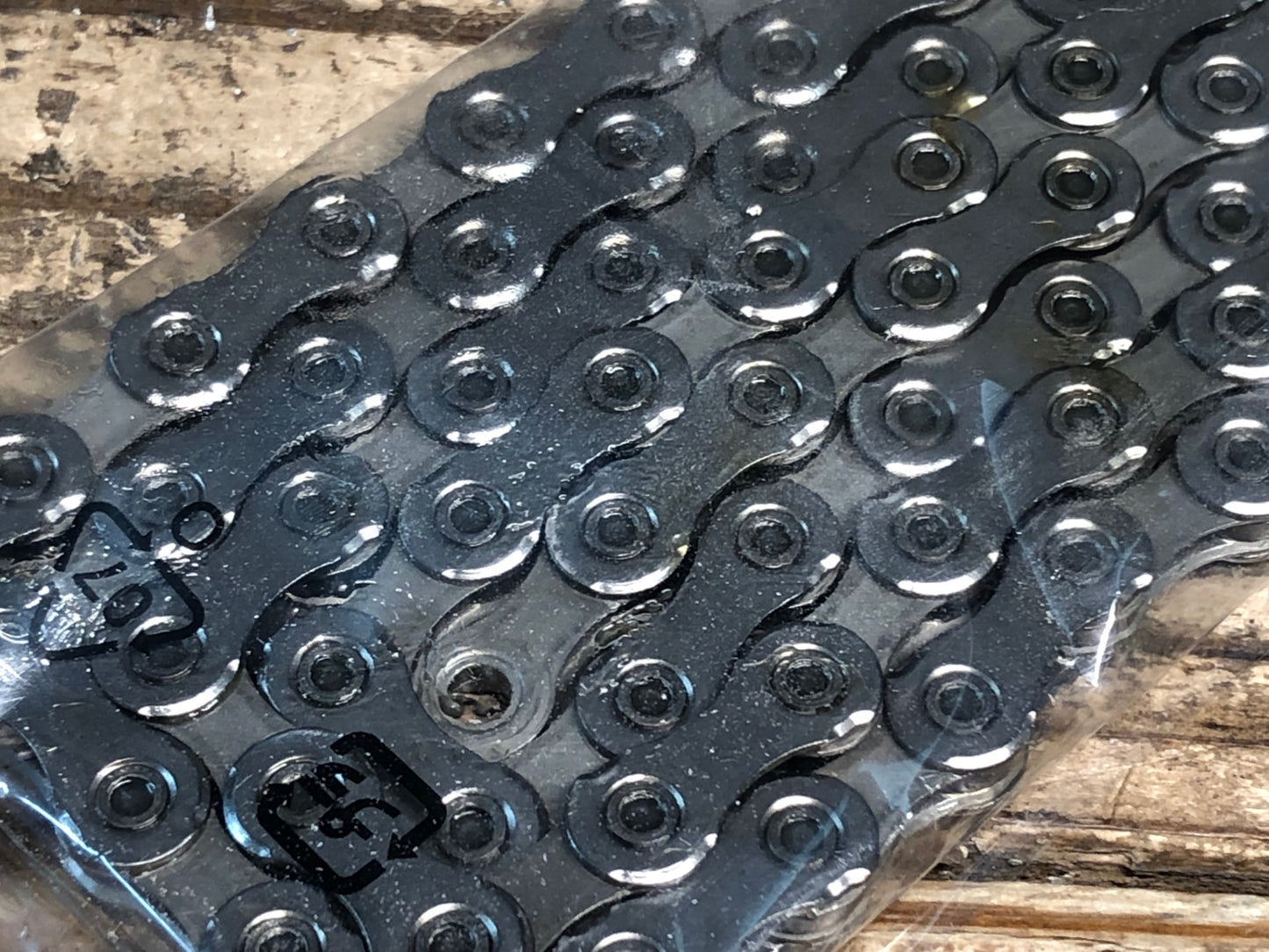 JC103 シマノ SHIMANO CN-HG601-11 チェーン 116L