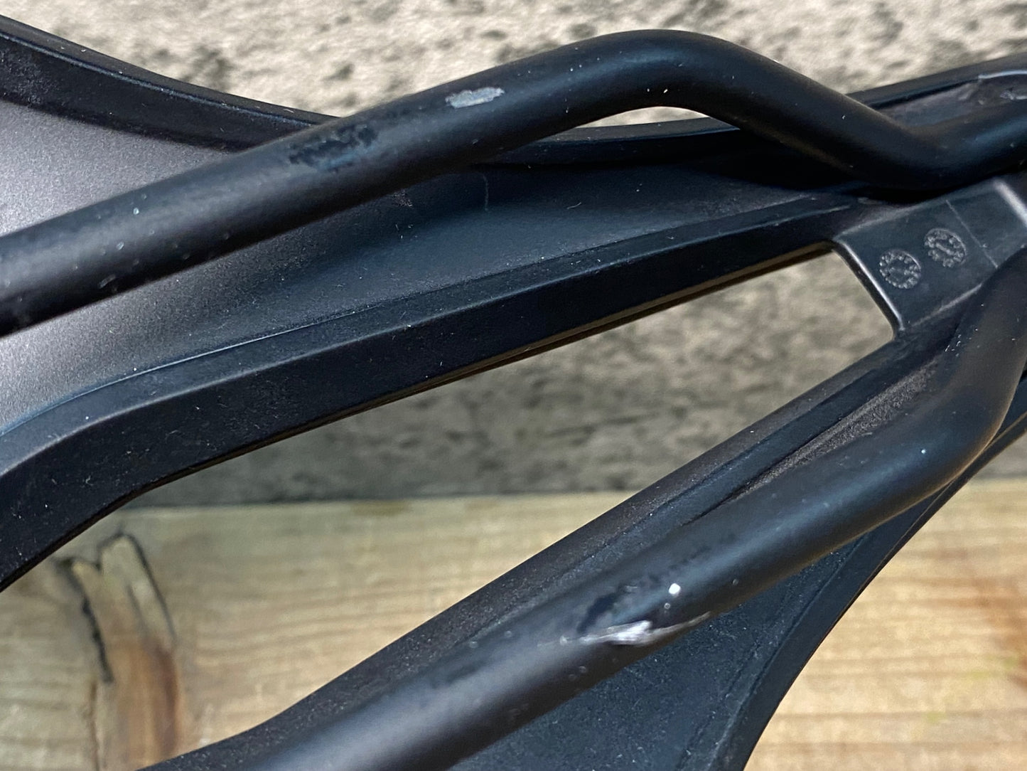 JB407 スペシャライズド SPECIALIZED POWER EXPERT サドル  黒 143mm HOLLOW Ti レール