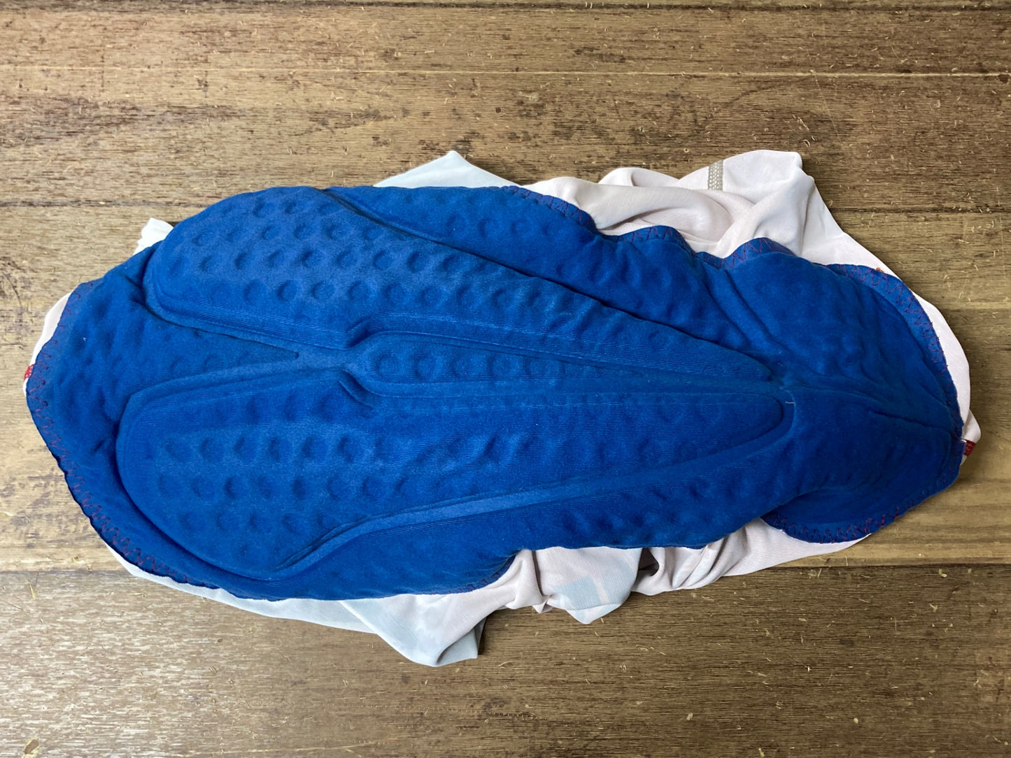 IY630 パンダーニ Pandani ビブショーツ 白 赤 L