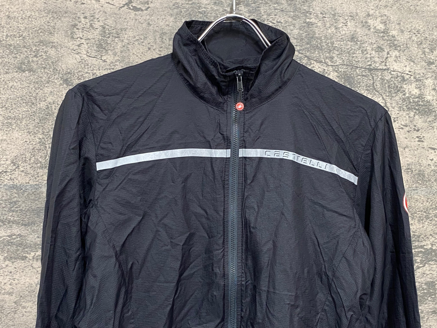 IY683 カステリ CASTELLI 長袖 ウィンドブレーカー サイズ不明 黒