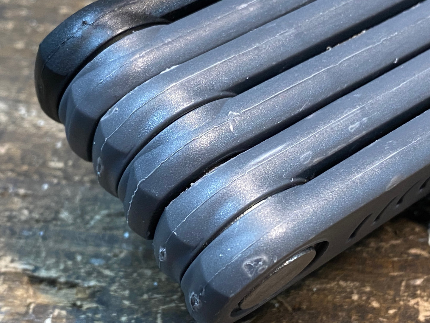 IZ251 アブス ABUS BORDO LITE 6055 ブレードロック グレー