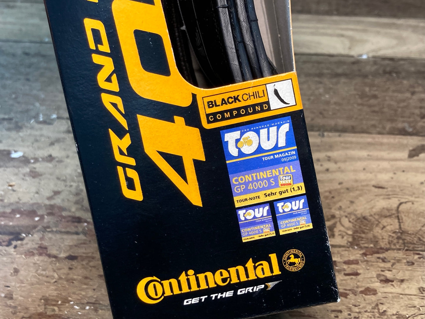 IH398 コンチネンタル Continental GRAND PRIX 4000S クリンチャータイヤ 黒 700x23C ※保管に伴う劣化あり