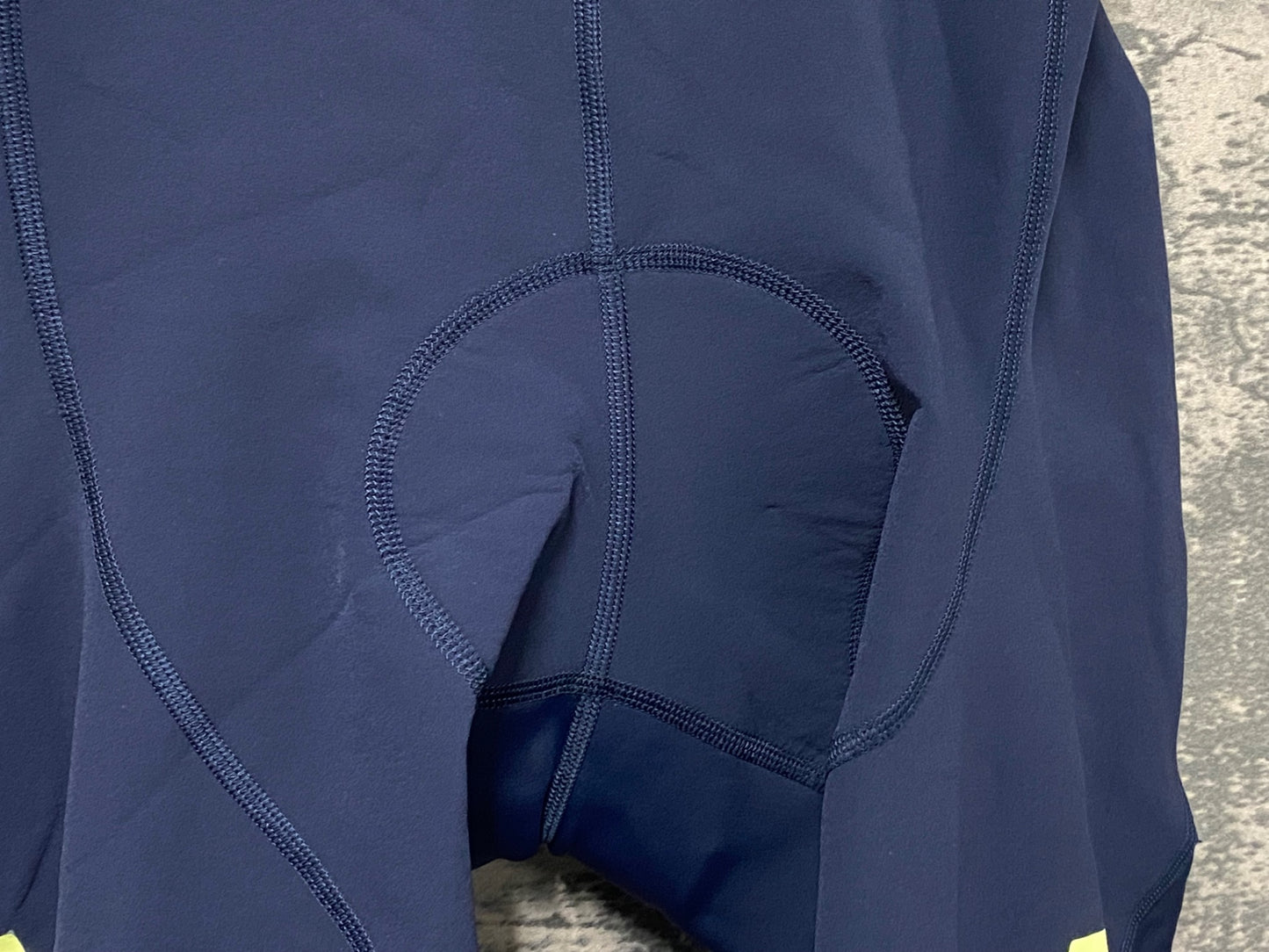 IW349 ラファ Rapha PRO TEAM WINTER TIGHTS WITH PAD Ⅱ ビブタイツ 紺 黄 L 裏起毛